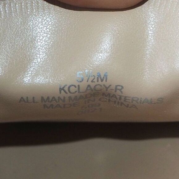 Calvin Klein Lacy Slip-on Moc Toe Driving Loafers Black / Gold Women's 5.5M - Picture 10 of 11